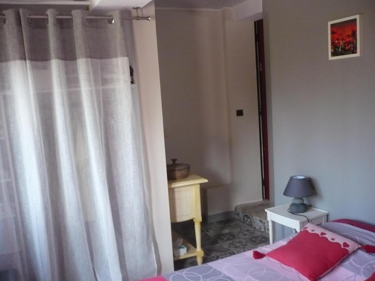 B&B Gilclau Saint-Martial-d'Artenset Esterno foto