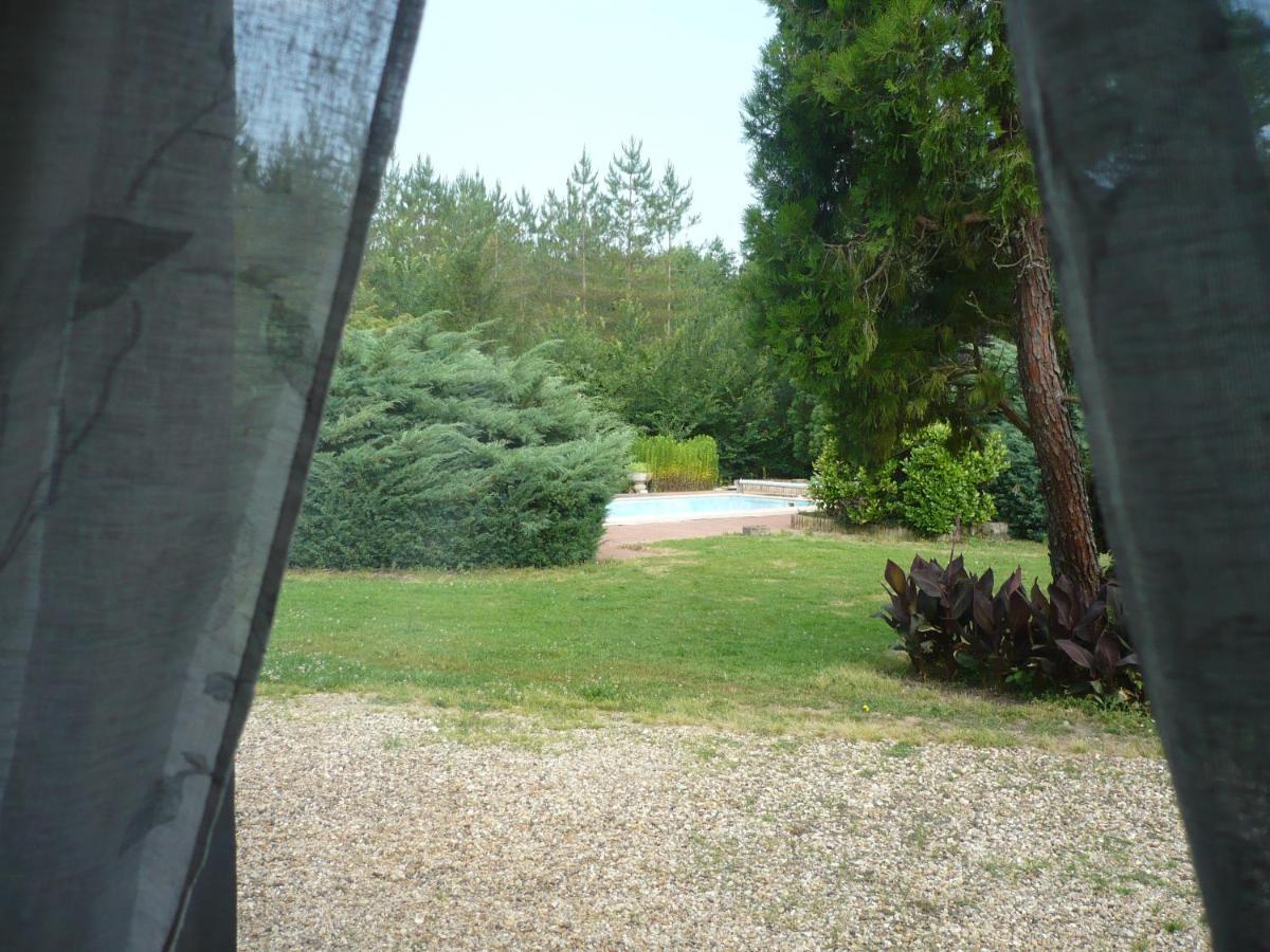 B&B Gilclau Saint-Martial-d'Artenset Esterno foto